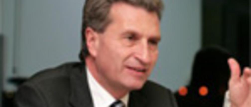 Oettinger: trudno już zatrzymać Nord Stream 2