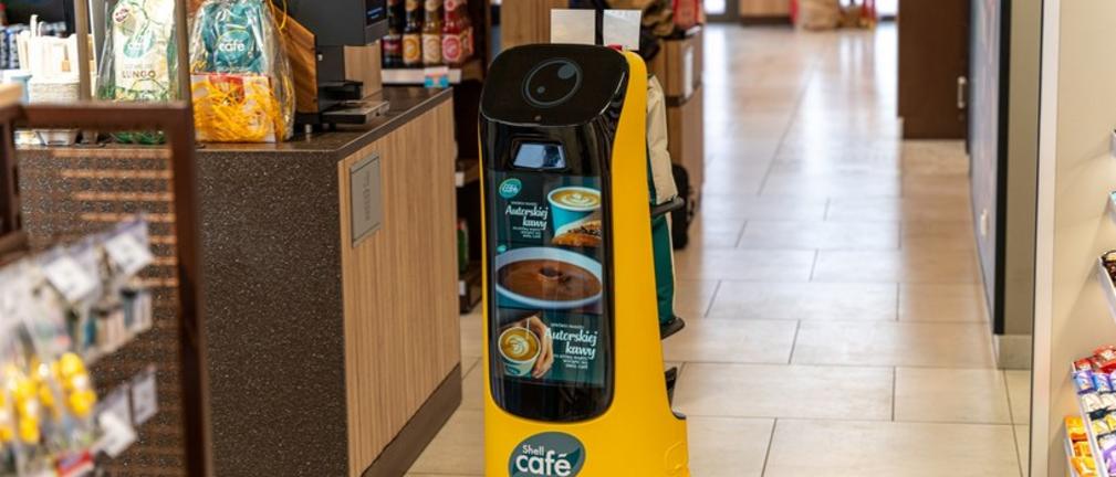 Na stacji Shell we Wrześni klientów obsługują roboty