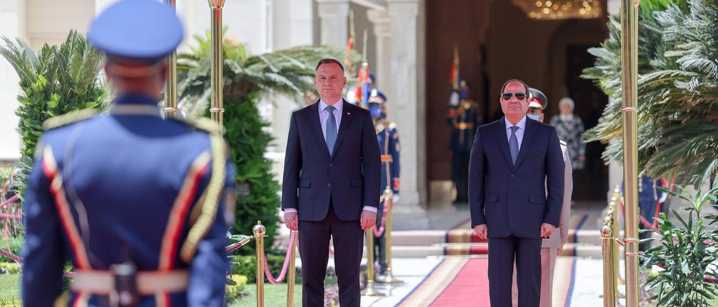 Andrzej Duda rozmawiał w Egipcie m.in. o zakupie LNG