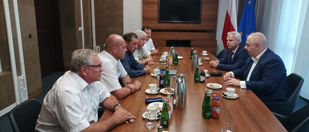 Pracownicy Kopalni i Elektrowni Bełchatów oraz spółek zależnych otrzymają podwyżki wynagrodzeń
