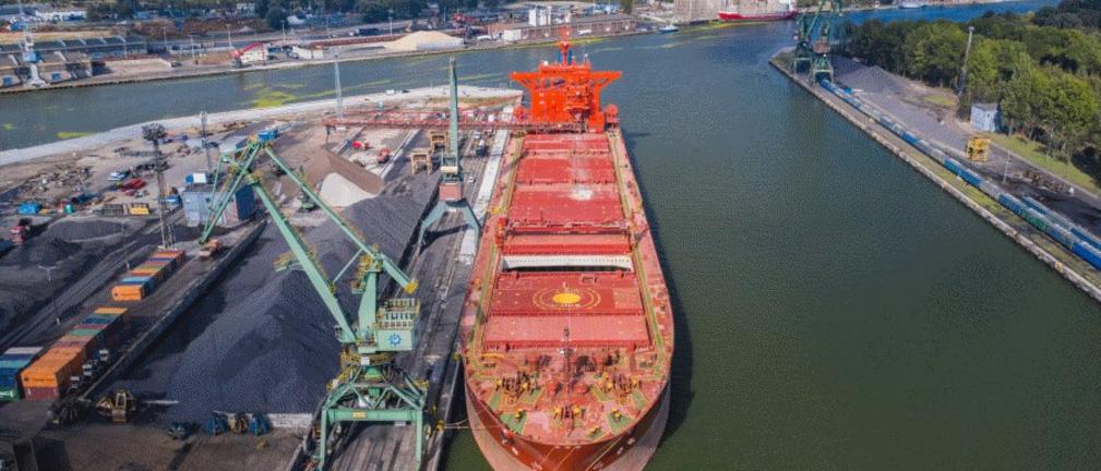 Związkowcy ze spółki Port Gdański Eksploatacja napisali list do Premiera