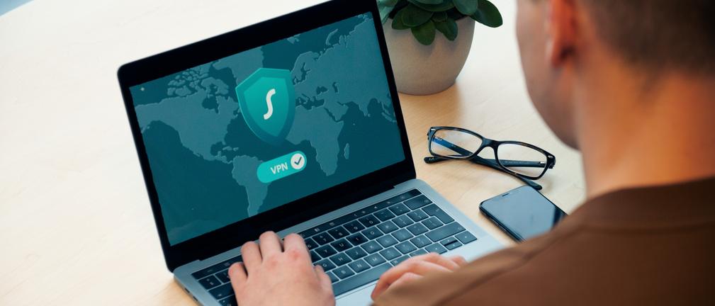 Czy można zaoszczędzić energię korzystając z VPN?