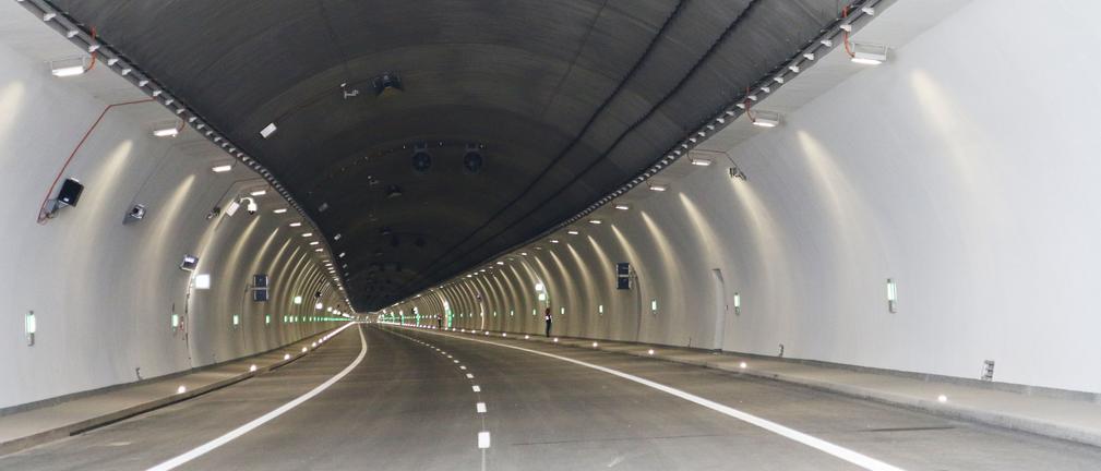 Ostatnie prace i testy urządzeń w tunelu na Zakopiance