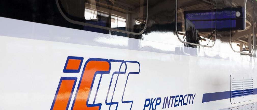 Pracownicy PKP Intercity od stycznia dostaną podwyżki ale wcześniej jednorazową premię