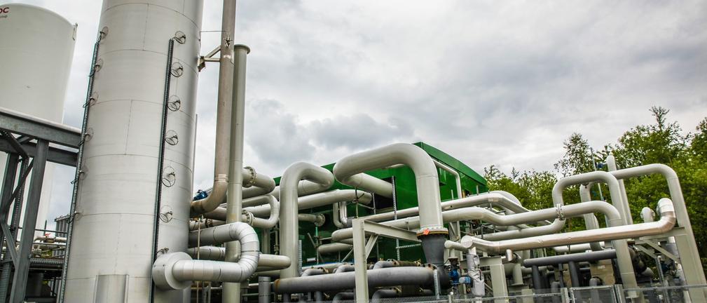 Skroplone powietrze jako magazyn energii dla morskich farm wiatrowych