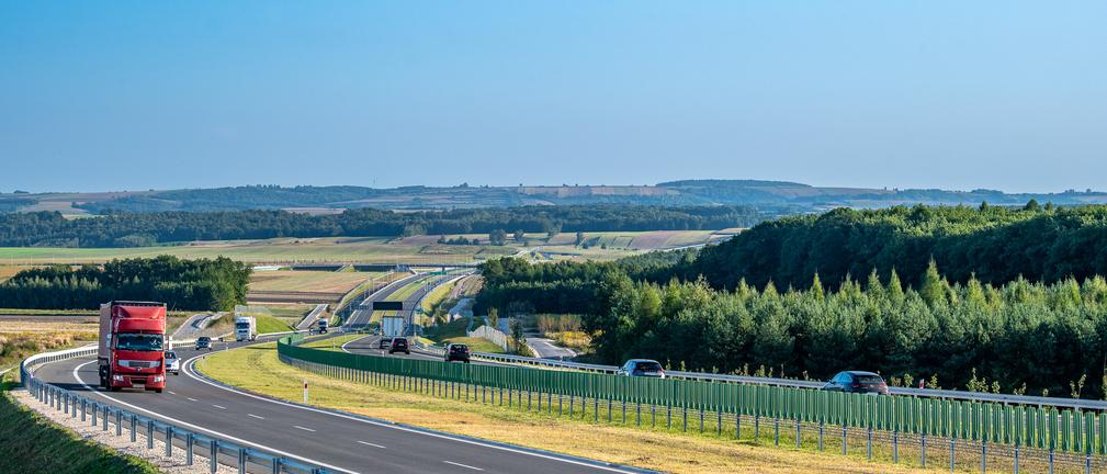 Kierowcy mogą już jeździć kolejnym odcinkiem drogi ekspresowej S7 z Kielc do Krakowa