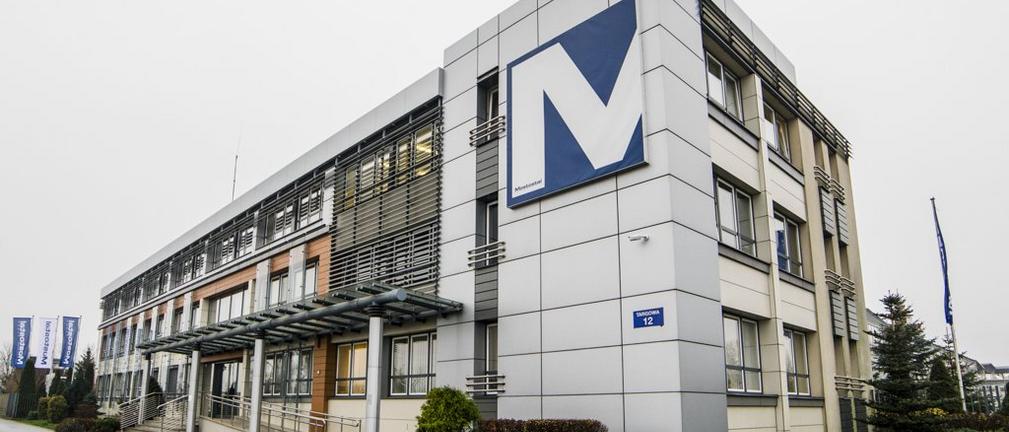 Mostostal Płock z zagranicznym kontraktem na prefabrykację i montaż zbiorników magazynowych