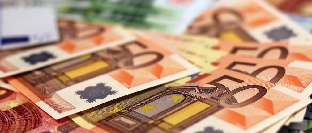 Kiedy najkorzystniej wymienić walutę na wakacyjny wyjazd?