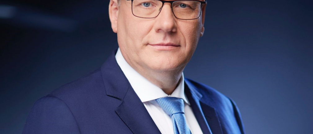 Mirosław Skowron złożył rezygnację z funkcji Prezesa Zarządu PERN S.A.