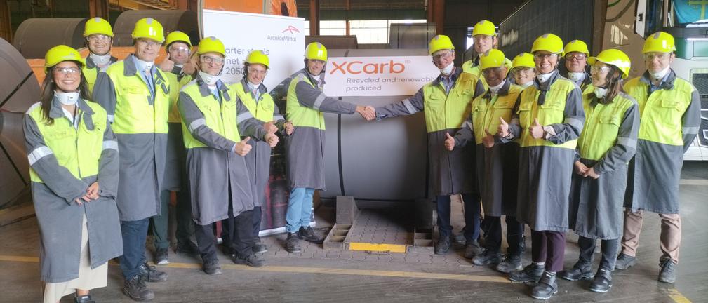 Grupa VELUX zawarła z ArcelorMittal 10-letnią umowę dotyczącą dostaw stali pochodzącej z recyklingu i produkowanej z wykorzystaniem energii odnawialnej. 