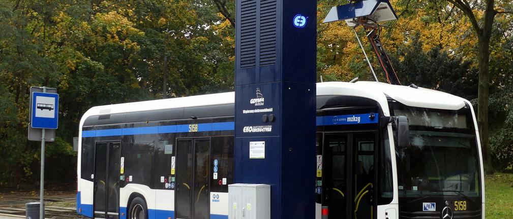 Rekordowe rejestracje autobusów elektrycznych. Na ulice wyjeżdża ich coraz więcej