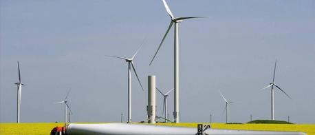 Zmiana wymogów odległościowych może podwoić moc zainstalowaną lądowych elektrowni wiatrowych do 2030 r.