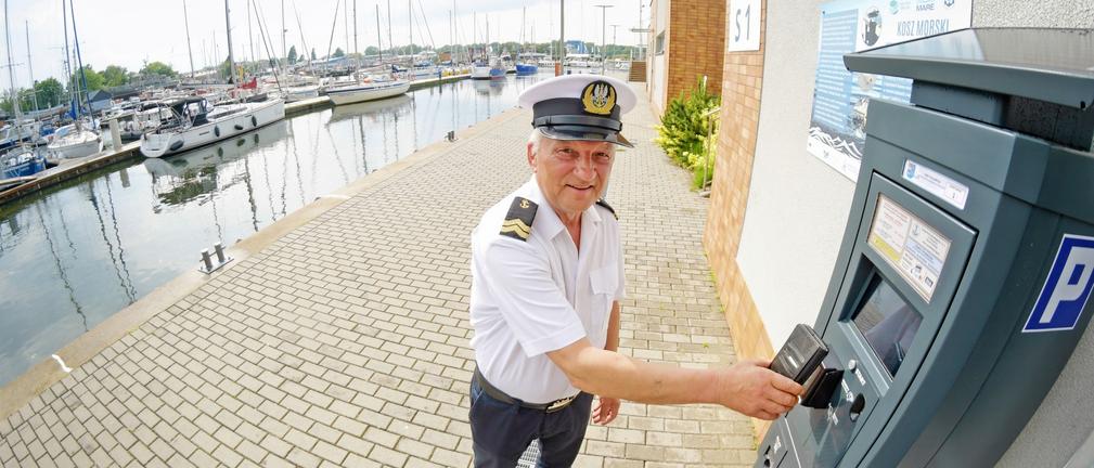 W Kołobrzegu uruchomiono pierwszy w Polsce portowy parkomat dla jednostek pływających