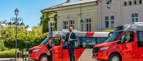 Sanok z trzema nowymi autobusami elektrycznymi