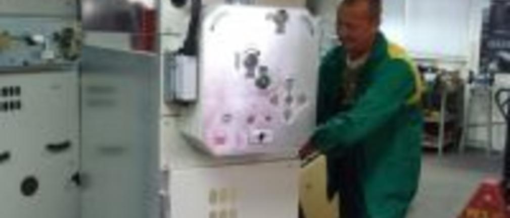 Trzy w jednym &#8211; innowacyjna Rozdzielnica SN Rotoblok VCB